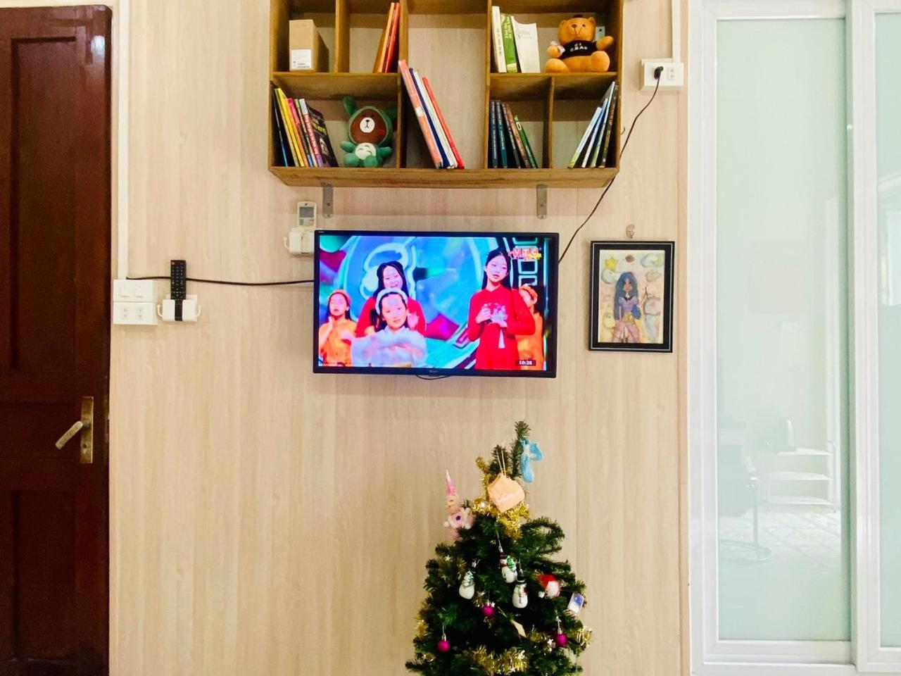 Cozy Homestay With Large Bed, Private Bathroom, Large Balcony ฮานอย ภายนอก รูปภาพ